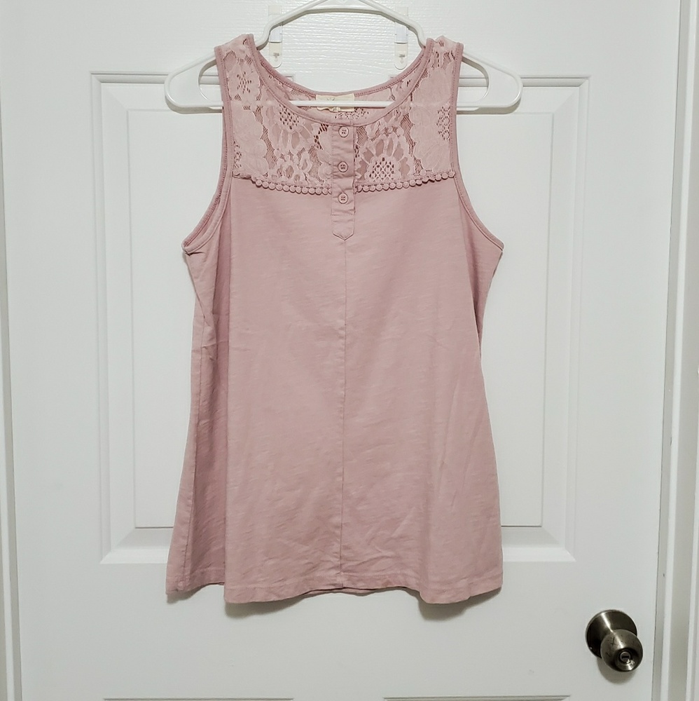 Tank top with detailing